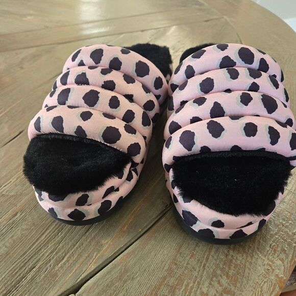 UGG Size 9 Maxi Slide Slip On Sandals shoes New - Picture 9 of 10